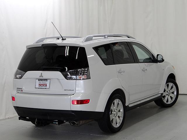 Mitsubishi Outlander 2008 photo 1
