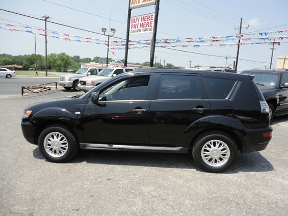 Mitsubishi Outlander 2010 photo 12