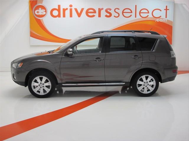 Mitsubishi Outlander 2010 photo 1