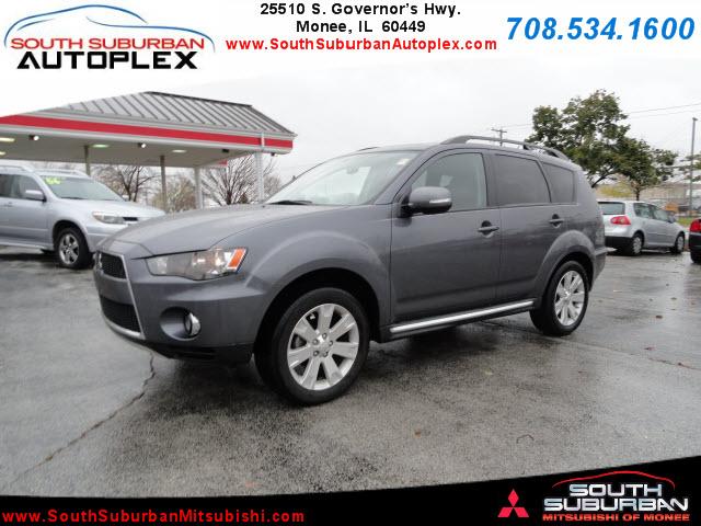 Mitsubishi Outlander SE Sport Utility