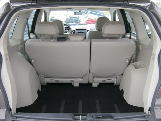 Mitsubishi Outlander 2010 photo 2