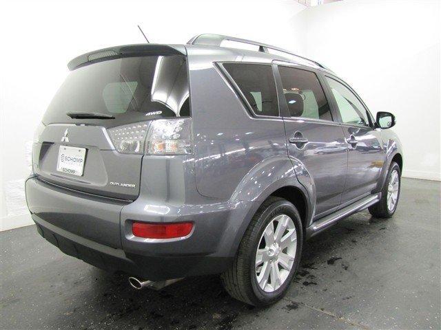 Mitsubishi Outlander 2010 photo 3