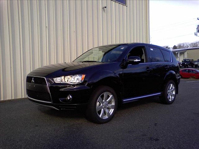 Mitsubishi Outlander AWD Van Sport Utility