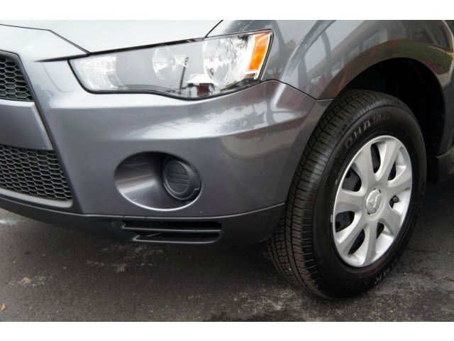 Mitsubishi Outlander 2012 photo 10