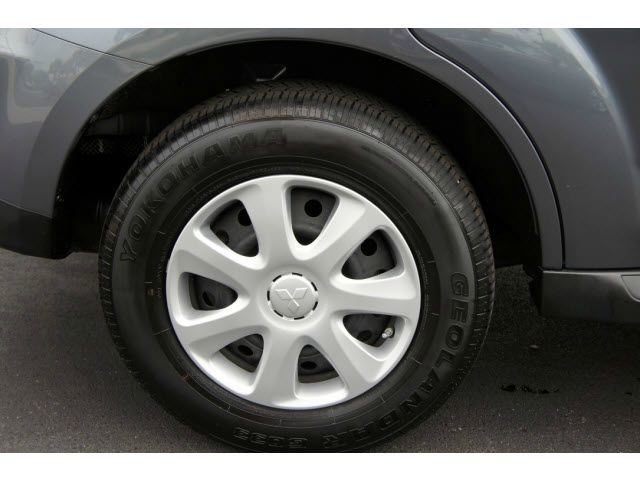 Mitsubishi Outlander 2012 photo 24