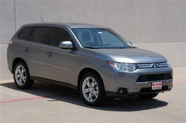 Mitsubishi Outlander 2014 photo 3