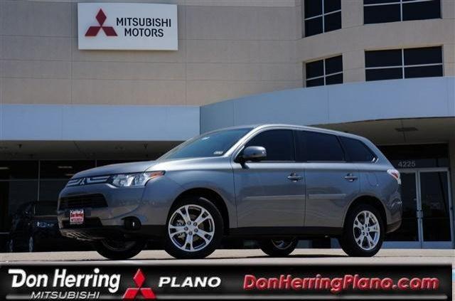 Mitsubishi Outlander 2014 photo 4