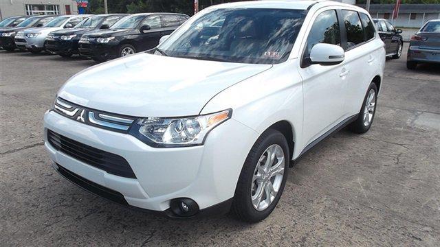 Mitsubishi Outlander 2014 photo 1