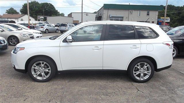 Mitsubishi Outlander 2014 photo 3