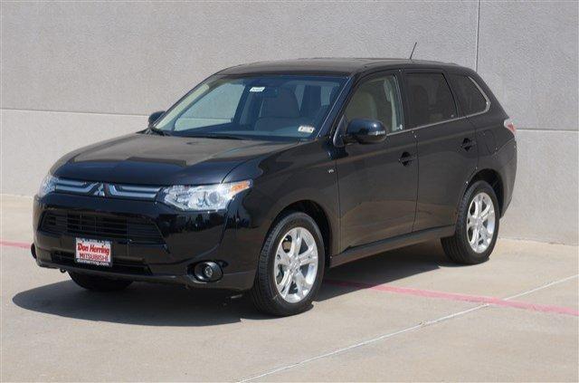 Mitsubishi Outlander 2014 photo 3