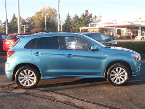 Mitsubishi Outlander Sport 2011 photo 2
