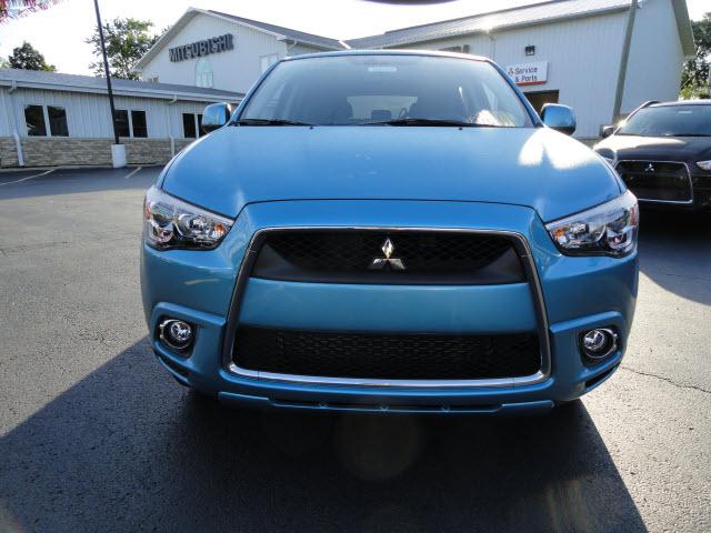 Mitsubishi Outlander Sport 2011 photo 1
