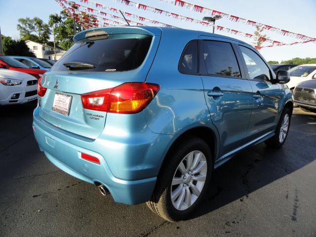 Mitsubishi Outlander Sport 2011 photo 4