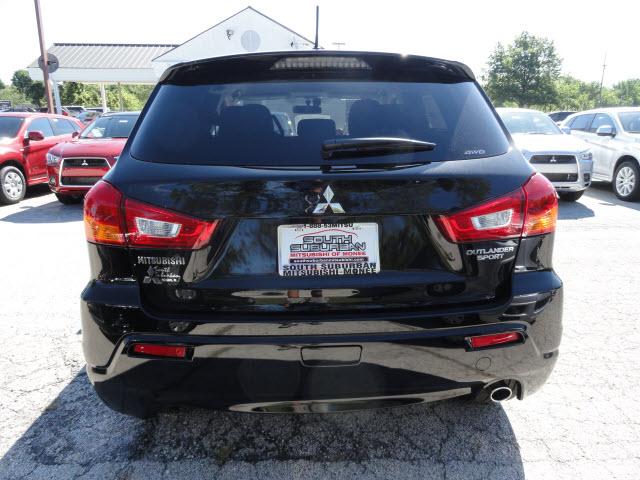 Mitsubishi Outlander Sport 2011 photo 5