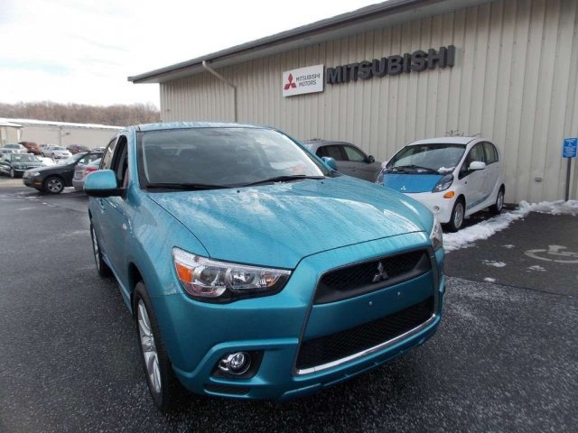 Mitsubishi Outlander Sport SE Unspecified