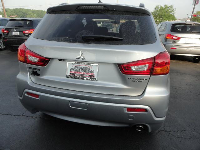 Mitsubishi Outlander Sport 2011 photo 5