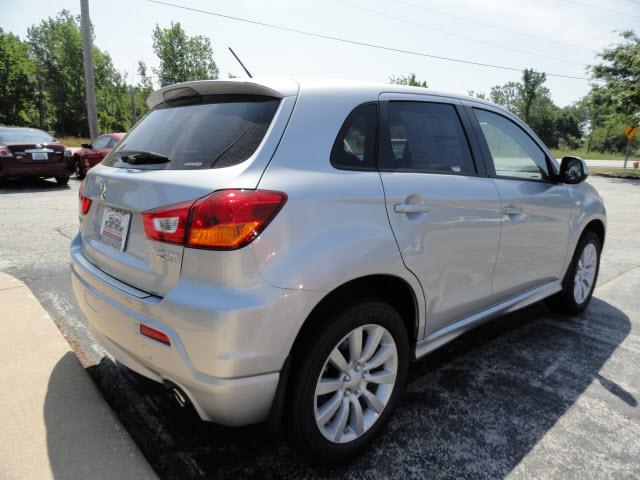 Mitsubishi Outlander Sport 2011 photo 4