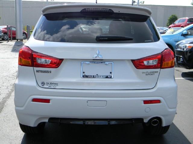 Mitsubishi Outlander Sport 2011 photo 1