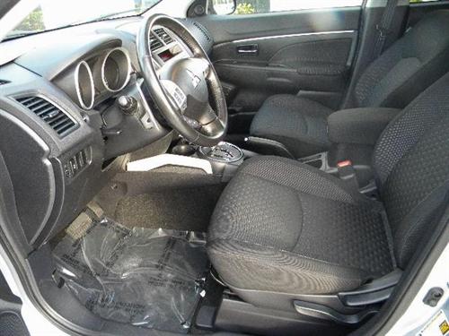 Mitsubishi Outlander Sport 2011 photo 2