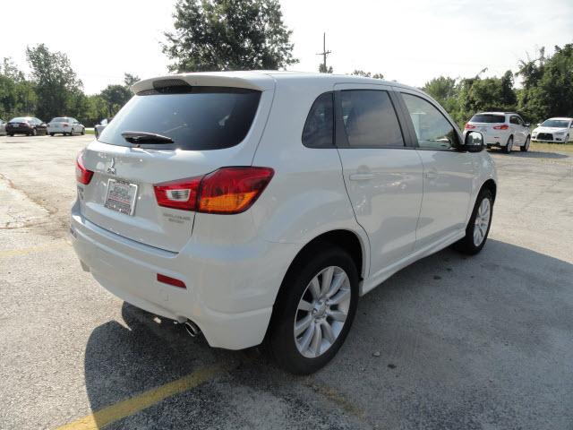 Mitsubishi Outlander Sport 2011 photo 4