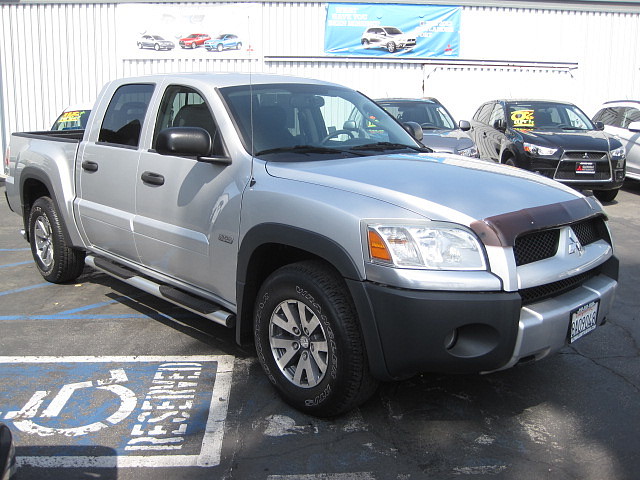 Mitsubishi Raider Sedan V6 Automatic Other
