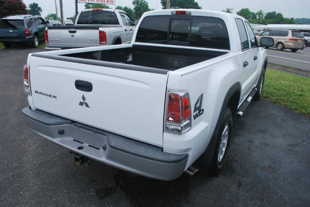 Mitsubishi Raider 2006 photo 1