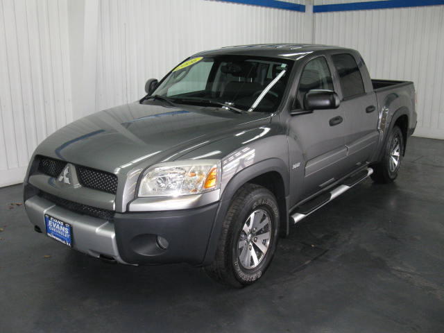 Mitsubishi Raider Sedan V6 Automatic Unspecified