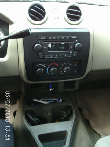Mitsubishi Raider 2006 photo 1