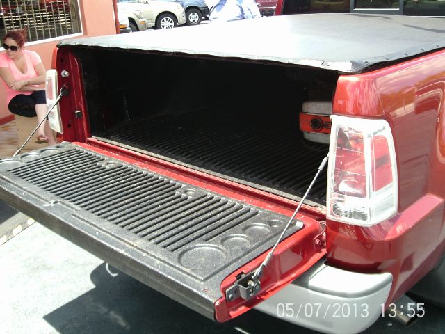 Mitsubishi Raider 2006 photo 3