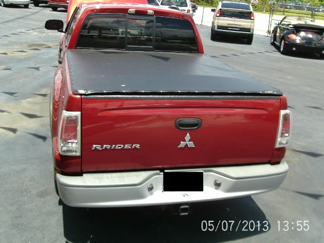 Mitsubishi Raider 2006 photo 8