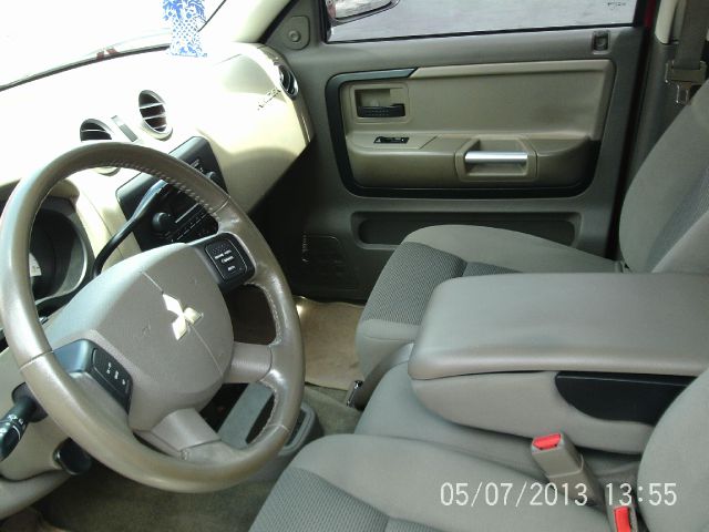 Mitsubishi Raider 2006 photo 9