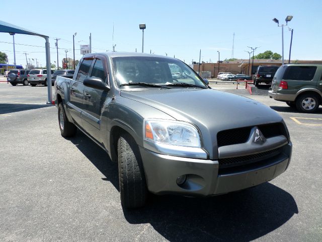 Mitsubishi Raider LMTD LTHR Sroof Pickup Truck