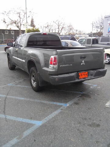 Mitsubishi Raider 2007 photo 3
