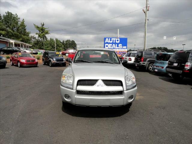 Mitsubishi Raider 2007 photo 2