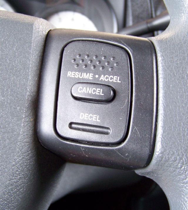 Mitsubishi Raider 2007 photo 13