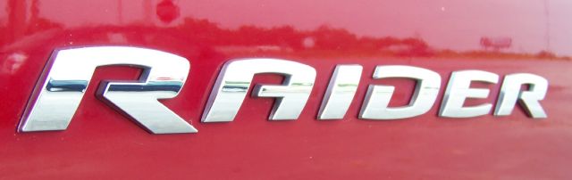 Mitsubishi Raider 2007 photo 16