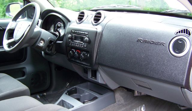 Mitsubishi Raider 2007 photo 18