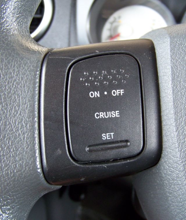 Mitsubishi Raider 2007 photo 6