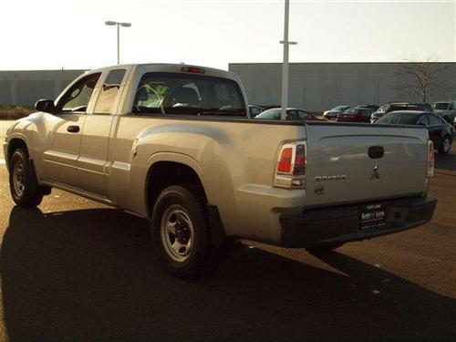 Mitsubishi Raider 2007 photo 3