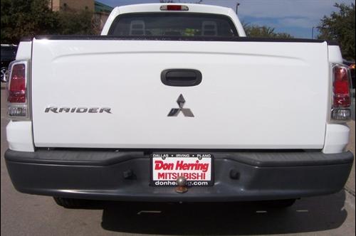 Mitsubishi Raider 2007 photo 3