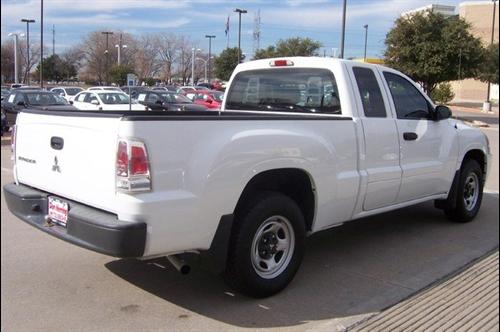 Mitsubishi Raider 2007 photo 4