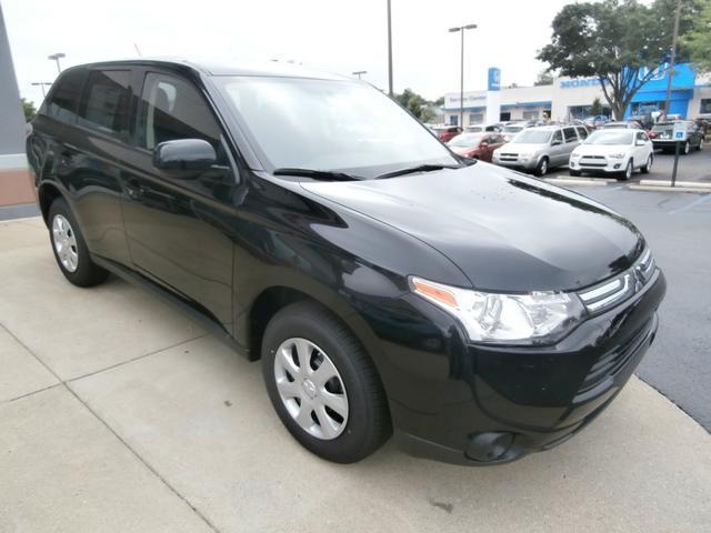 Mitsubishi Unspecified 2014 photo 3