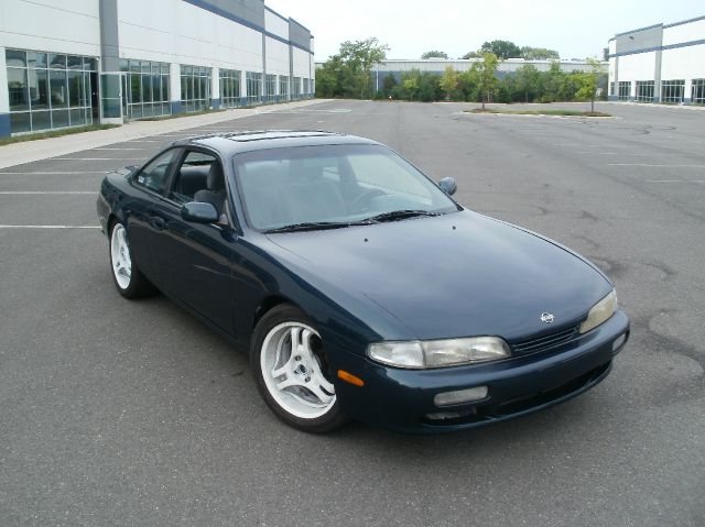 Nissan 240SX 1995 photo 4