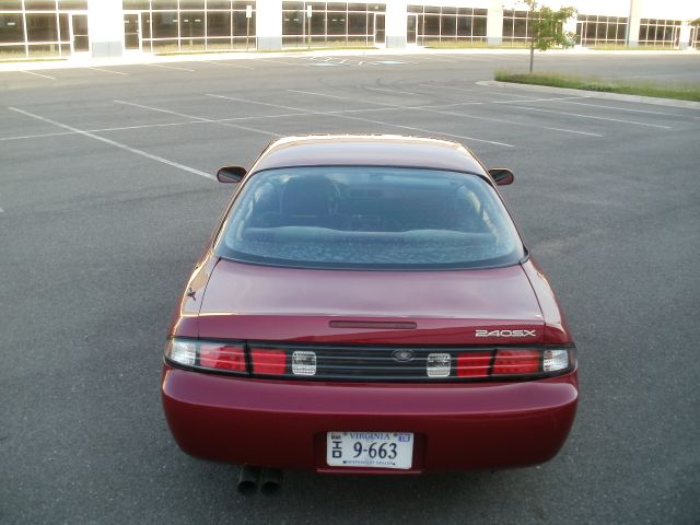 Nissan 240SX 1996 photo 27