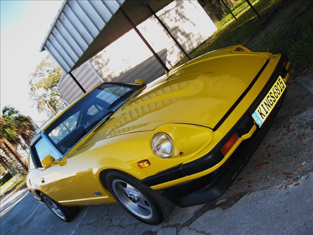 Nissan 280ZX 1982 photo 3