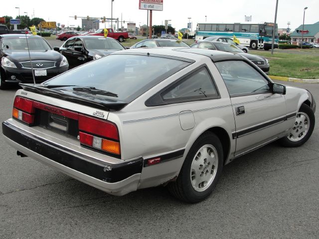 Nissan 300ZX 1984 photo 1