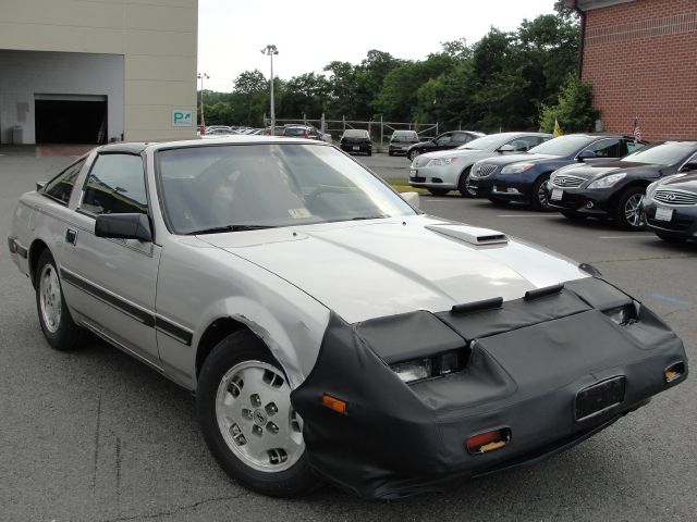 Nissan 300ZX 1984 photo 3