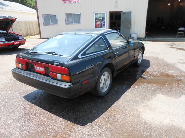 Nissan 300ZX 1984 photo 1