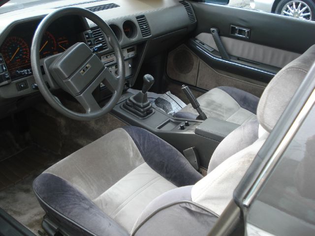 Nissan 300ZX 1984 photo 3