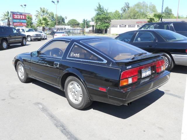 Nissan 300ZX 1985 photo 4